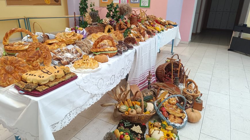 Dani kruha i zahvalnosti za plodove zemlje u Osnovnoj školi Petrijanec
