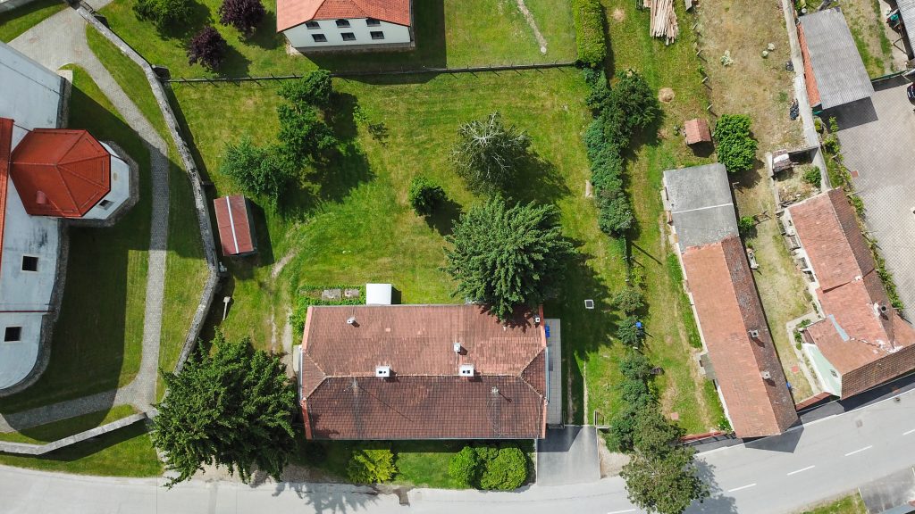 Odobreno 75.000,00 kuna za Parterno uređenje dvorišta zdravstvene ambulante u Petrijancu