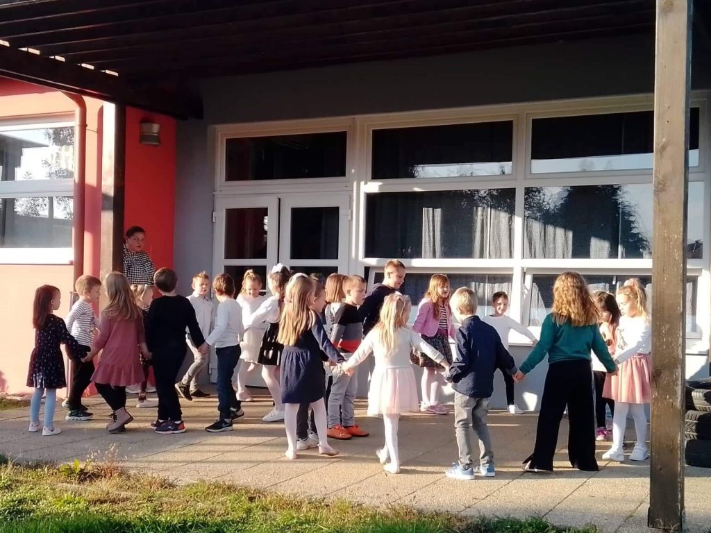 Kestenijada i Dani kruha u dječjem vrtiću “Bambi” Petrijanec