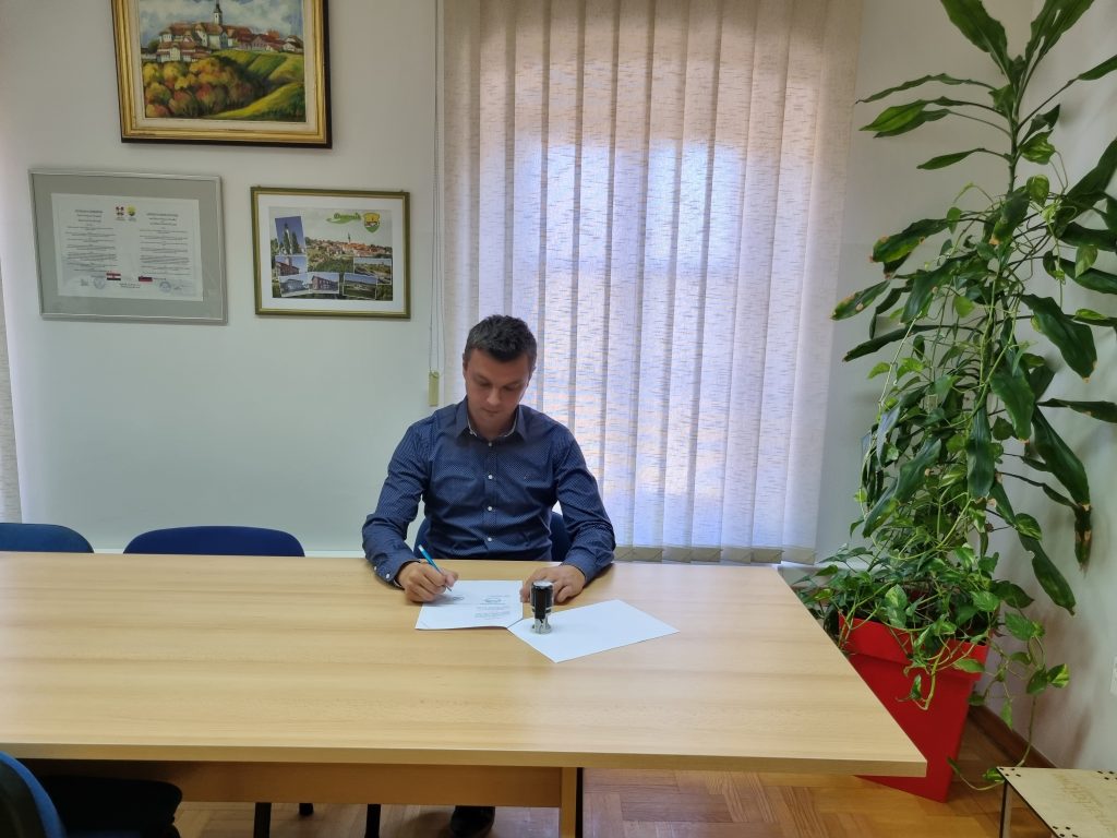 Općina Petrijanec za energetsku obnovu Stare škole dobila 974 tisuće kuna