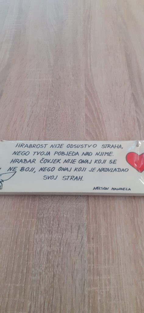 Promicanje istine o Domovinskom ratu – UDVDR Ogranka Varaždin iz kluba Petrijanec održali su edukativno predavanje u OŠ PETRIJANEC