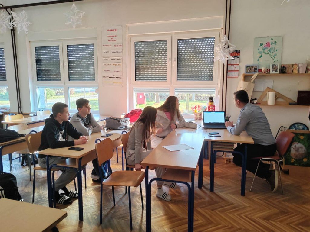 NOVI PROJEKT U OŠ PETRIJANEC – PROJEKT GRAĐANIN – CILJ “ZELENI VRTULJAK”