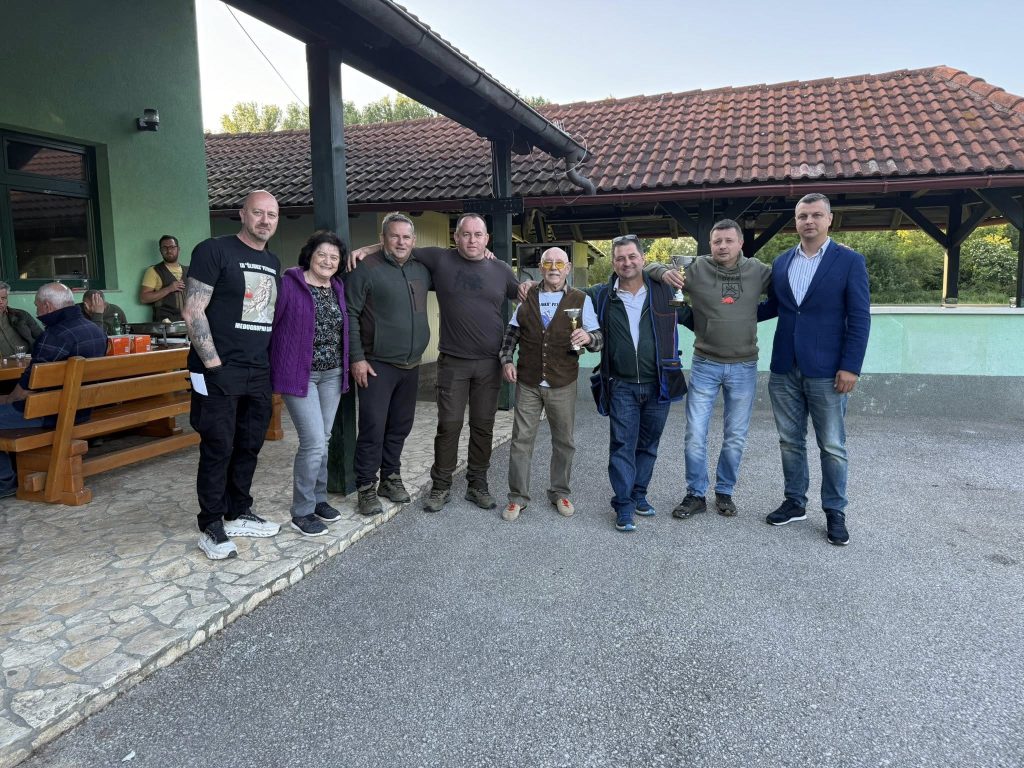 MEĐUGRUPNO GAĐANJE U ORGANIZACIJI LD  ”ŠLJUKA” PETRIJANEC