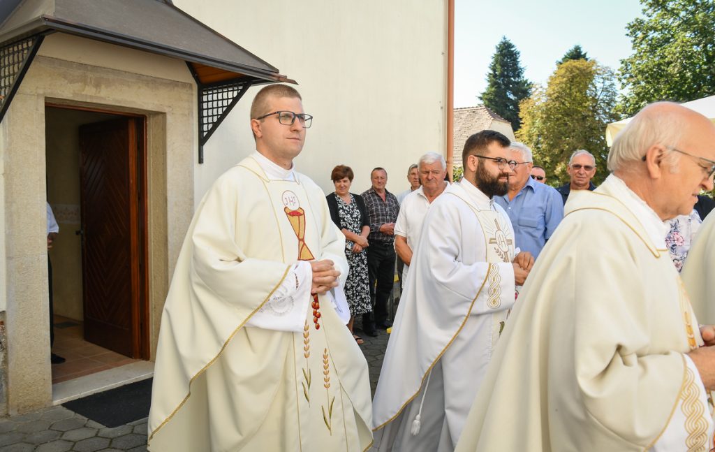 Deseta godišnjica svećenstva Ivice Gladoića iz Petrijanca