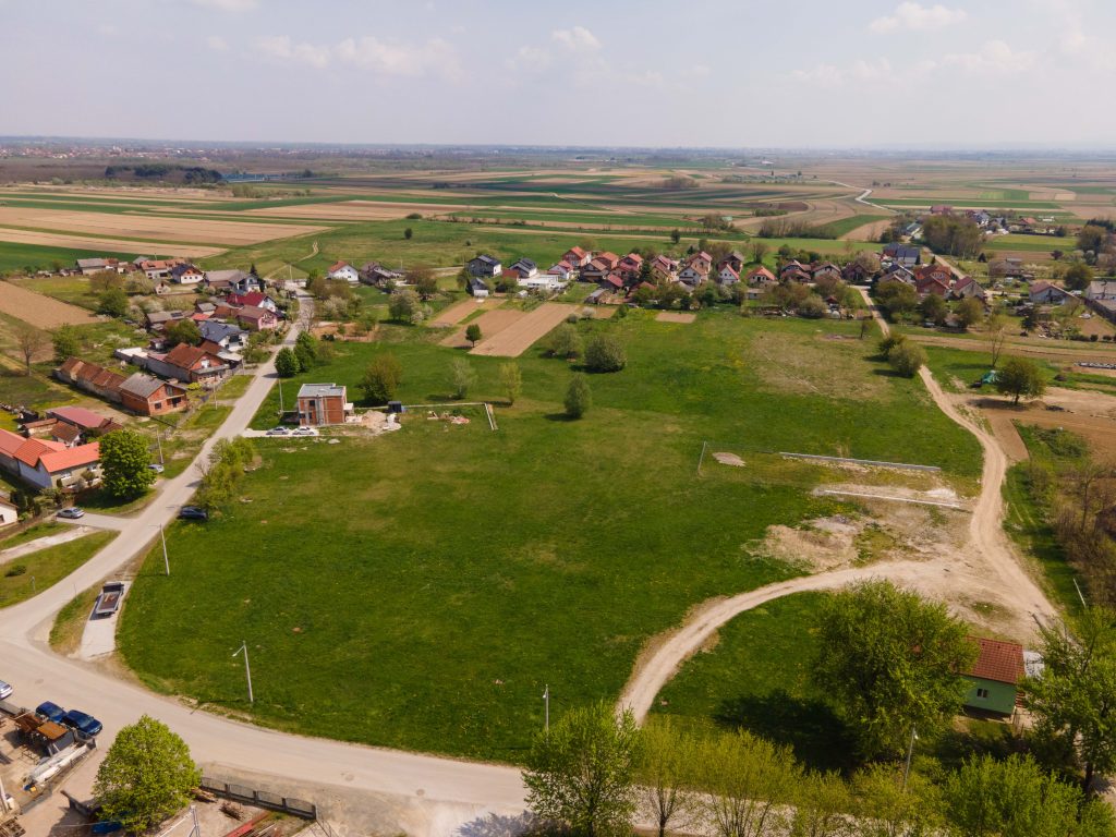 Javni natječaj za prodaju građevinskih parcela – Ulica Rade Končara naselje Nova Ves Petrijanečka